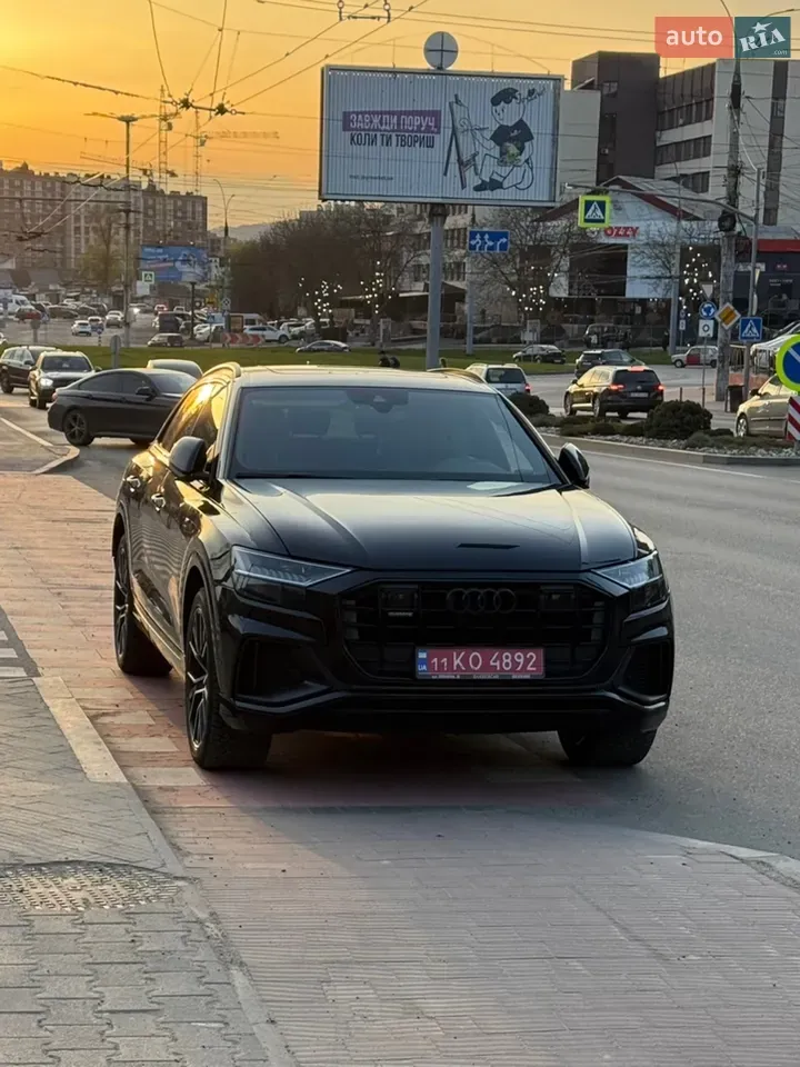 Audi Q8