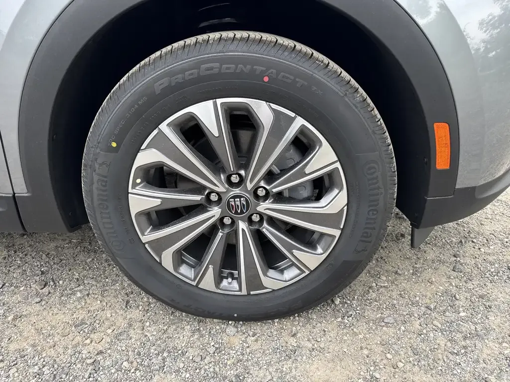 Buick Envision 2026 photo 4