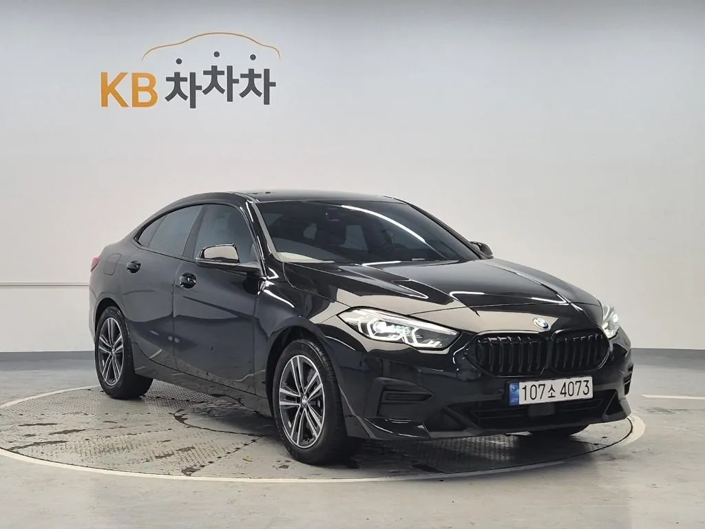 BMW 2 Series 2022 photo 4