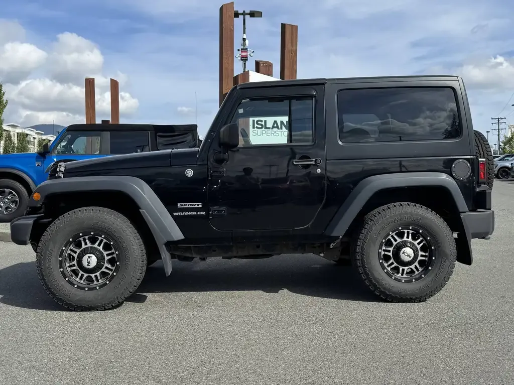 Jeep Wrangler 2014 photo 3