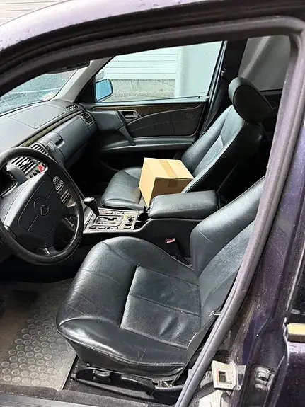 Mercedes-Benz E 280 1998 photo 4