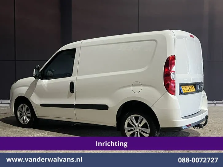 Opel Combo 2019 photo 2