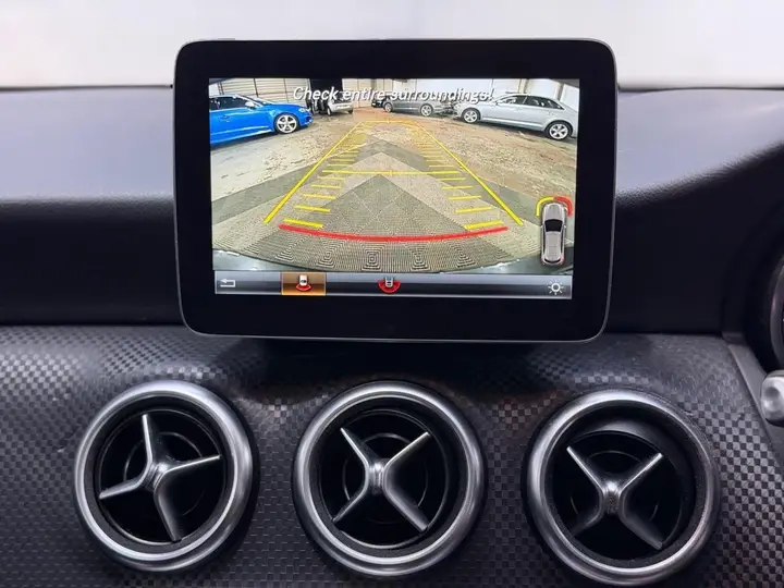 Mercedes-Benz A-Class 2016 photo 2