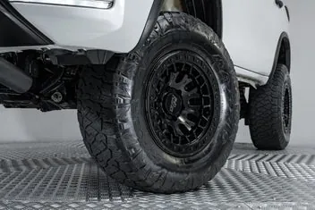 Toyota Fortuner 2023 photo 3