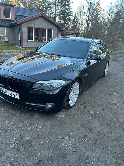 BMW 520D 2013 photo 2