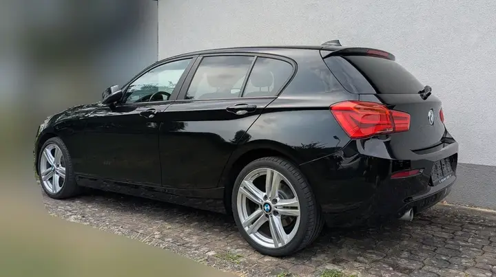 BMW 1 Series 2018 photo 2