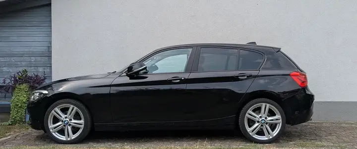 BMW 1 Series 2018 photo 3