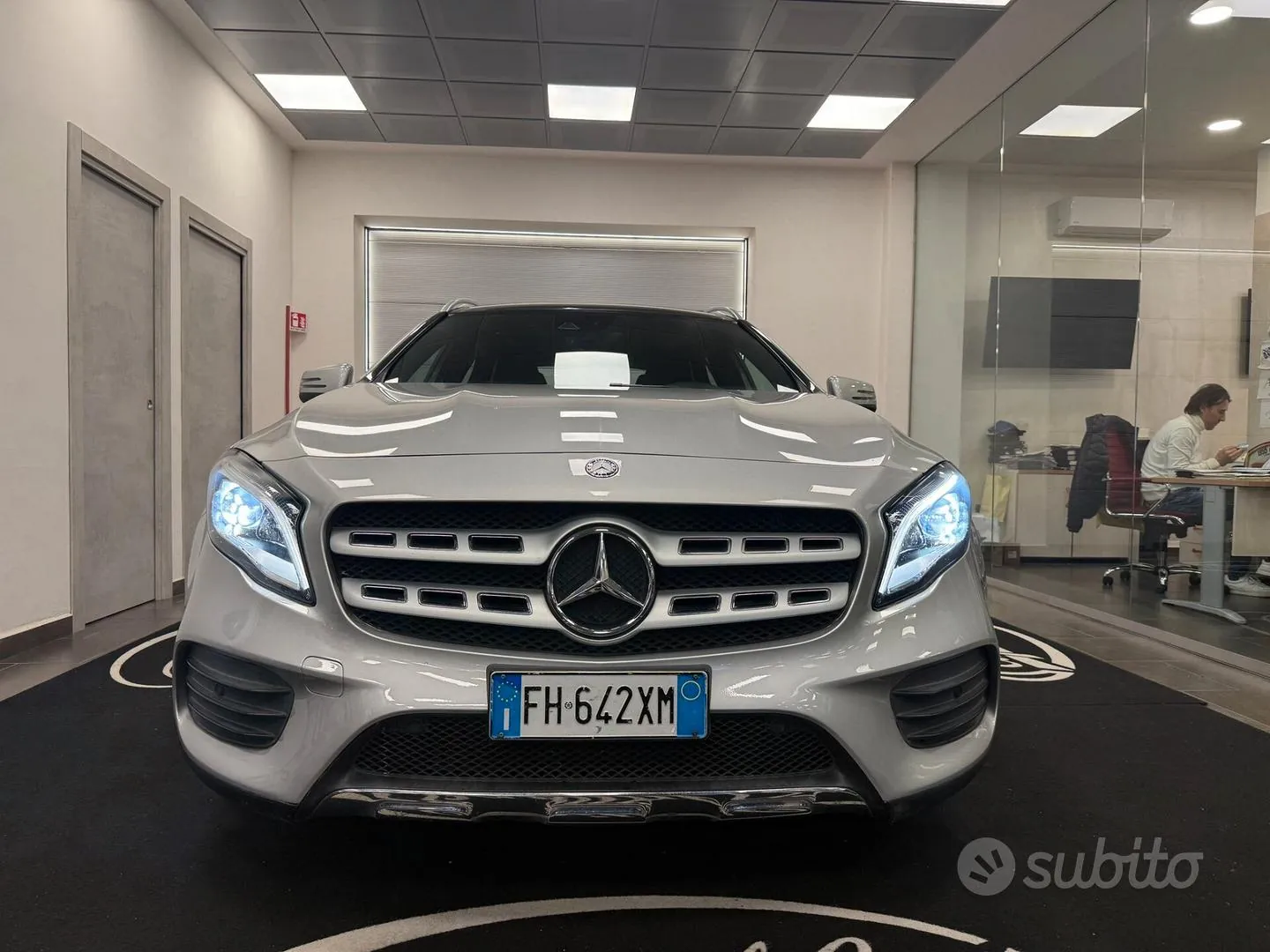 Mercedes-Benz Gla 2017 photo 2