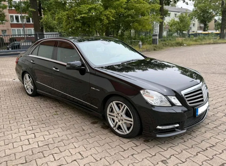 Mercedes-Benz E500