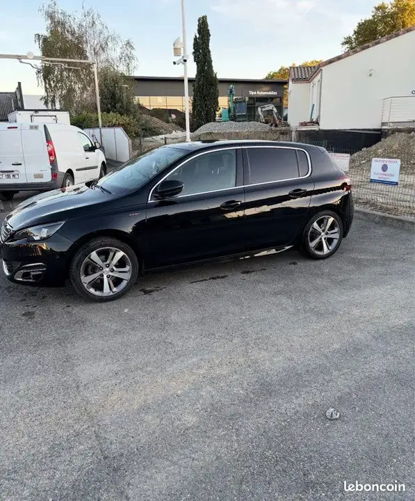 Peugeot 308 2017 photo 3