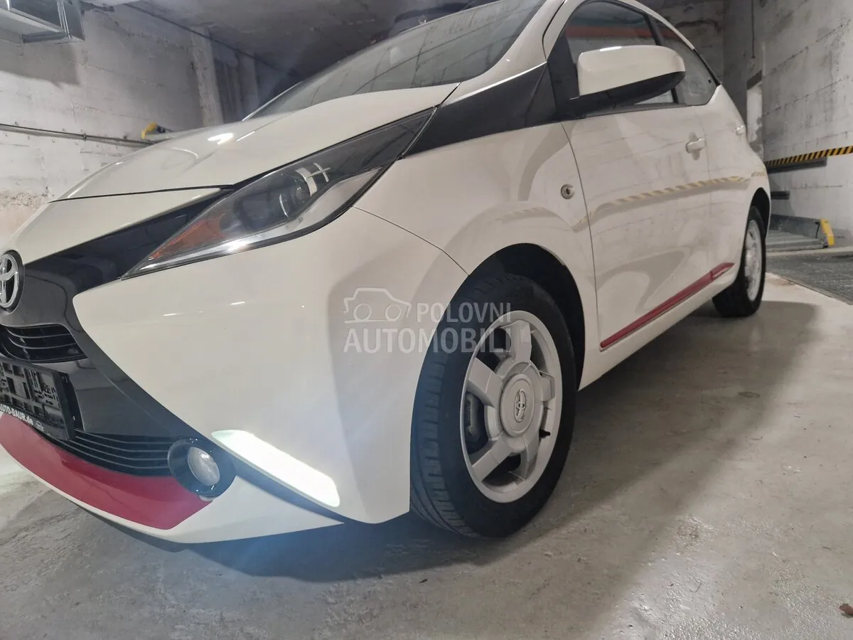 Toyota Aygo 2015 photo 5