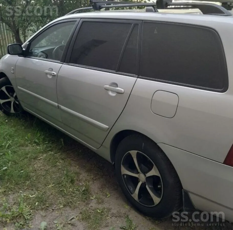 Toyota Corolla 2004 photo 2