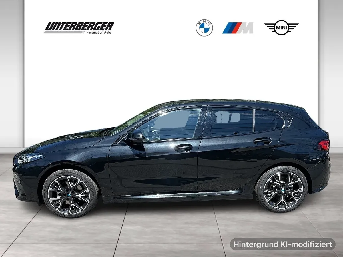 BMW 1 Series 2025 photo 3