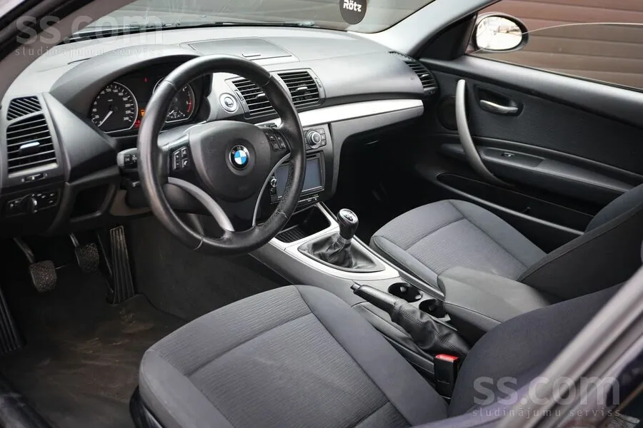 BMW 118 2009 photo 5