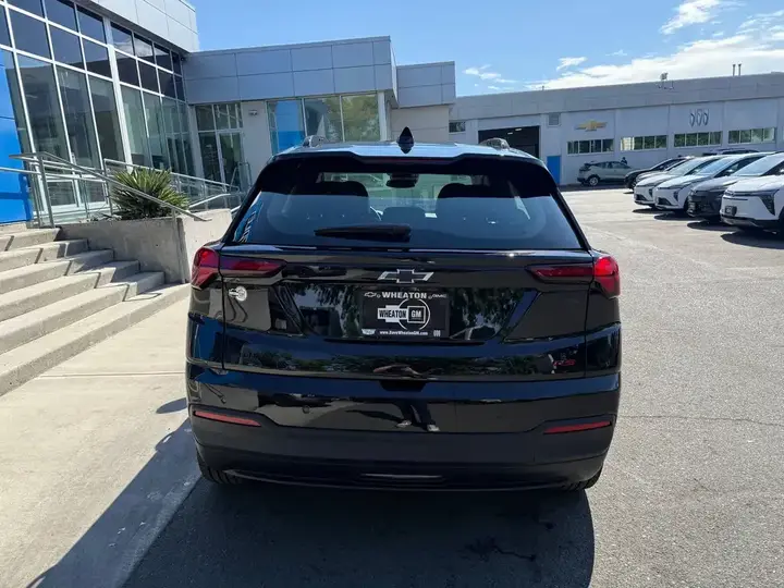 Chevrolet Bolt 2027 photo 4