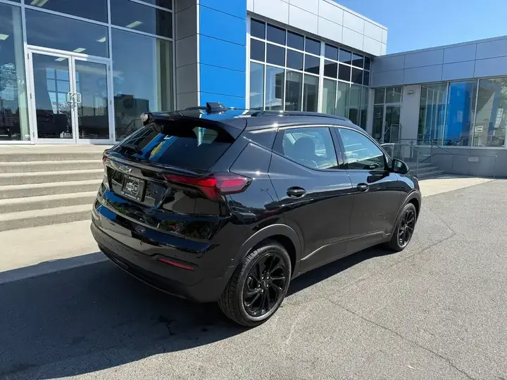 Chevrolet Bolt 2027 photo 3