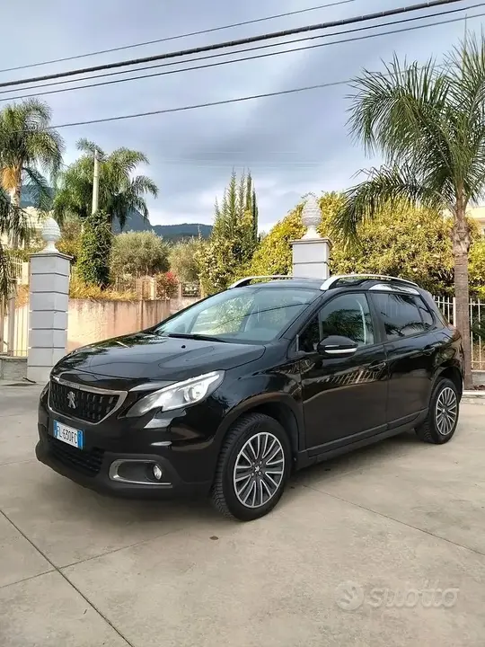 Peugeot 2008 2017 photo 2