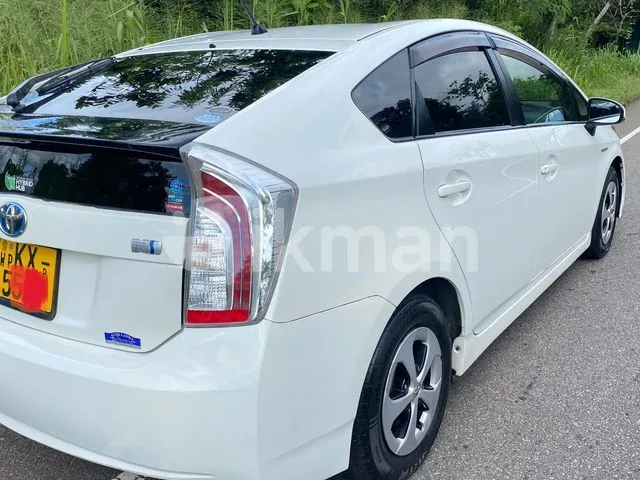 Toyota Prius 2012 photo 3