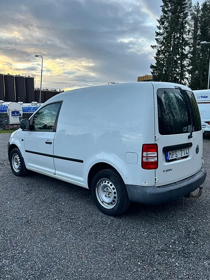 Volkswagen Caddy 2011 photo 2