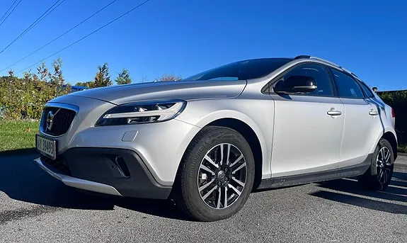 Volvo V40 Cross Country 2019 photo 4