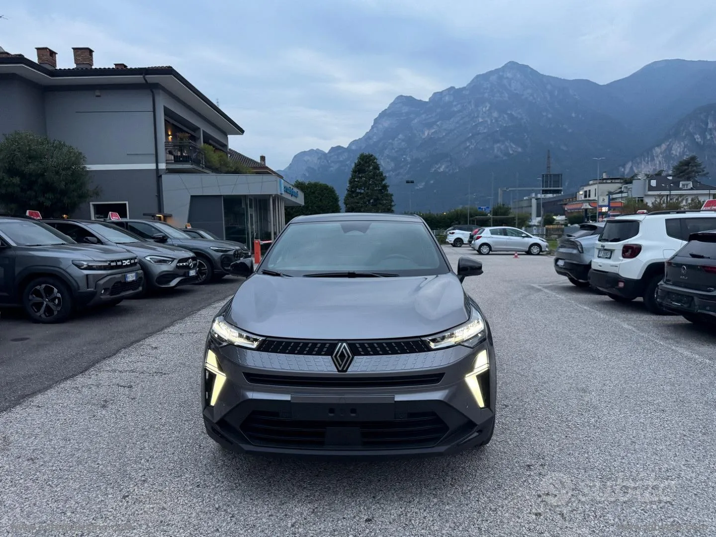Renault Captur 2026 photo 2