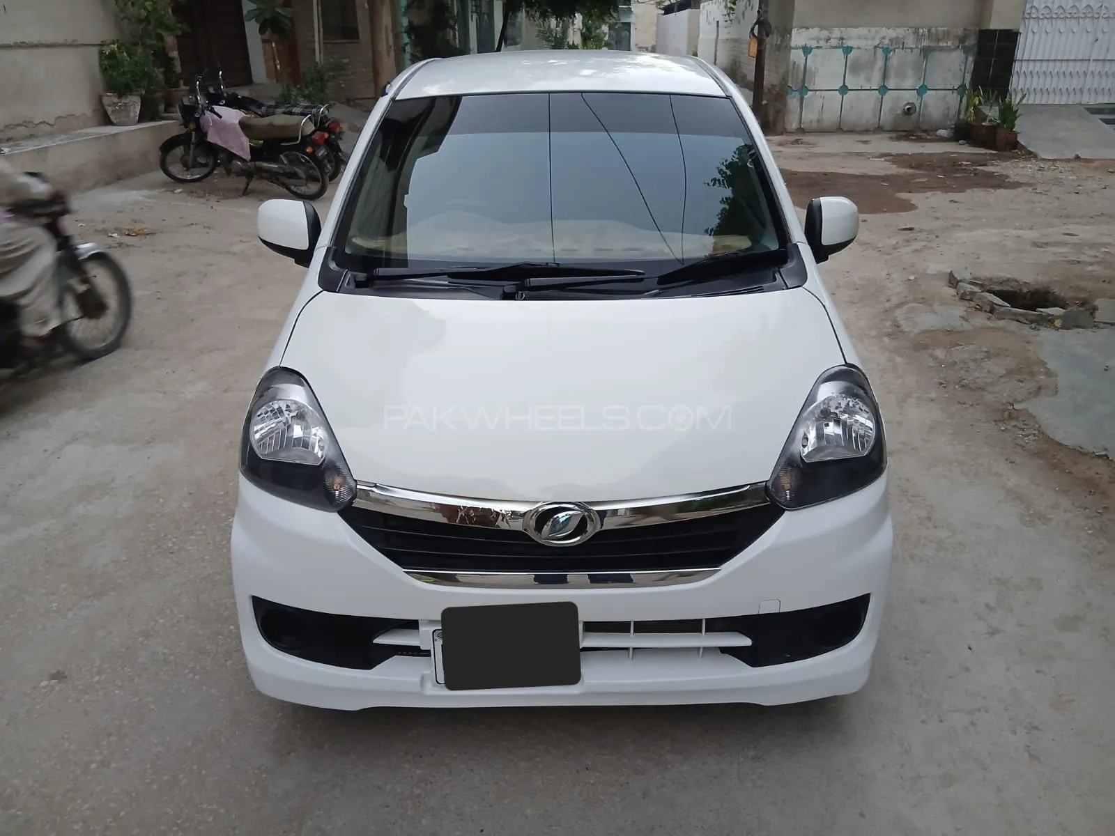 Daihatsu Mira