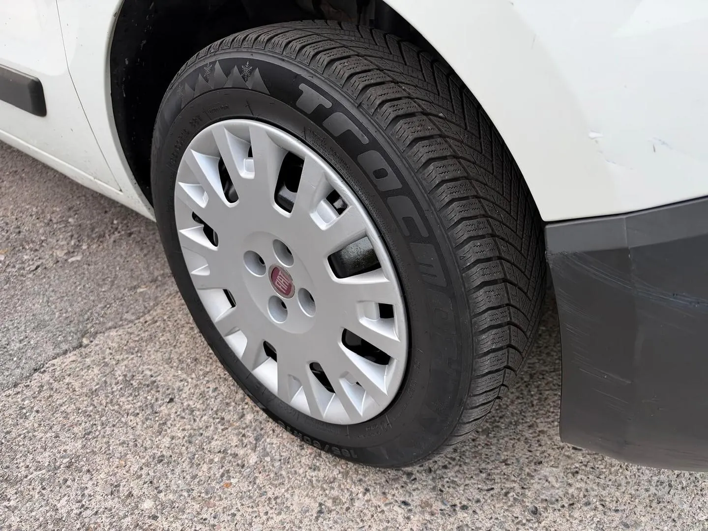 Fiat Fiorino 2014 photo 5
