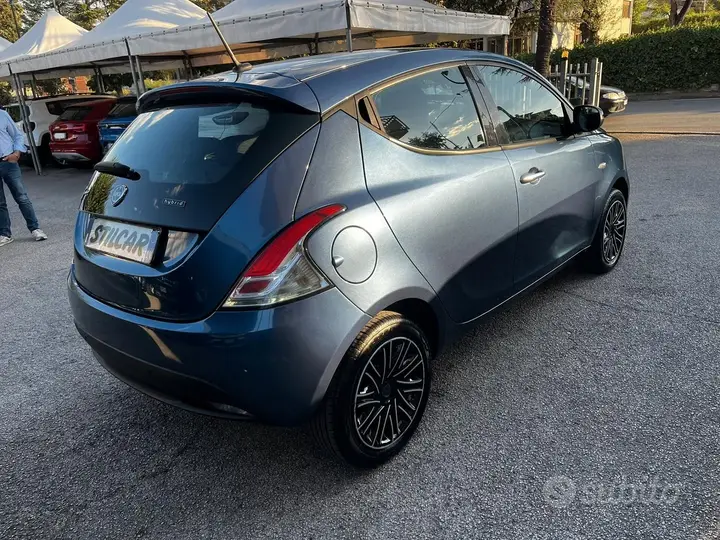 Lancia Ypsilon 2023 photo 4