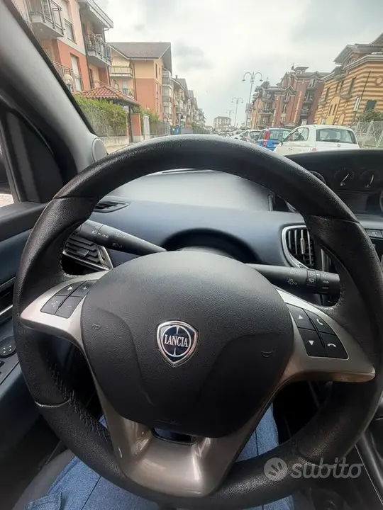 Lancia Ypsilon 2019 photo 5