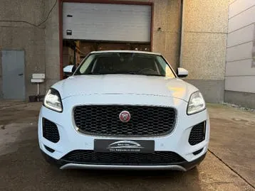 Jaguar E-Pace 2019 photo 3