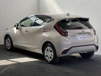 Toyota Aqua 2021 photo 5