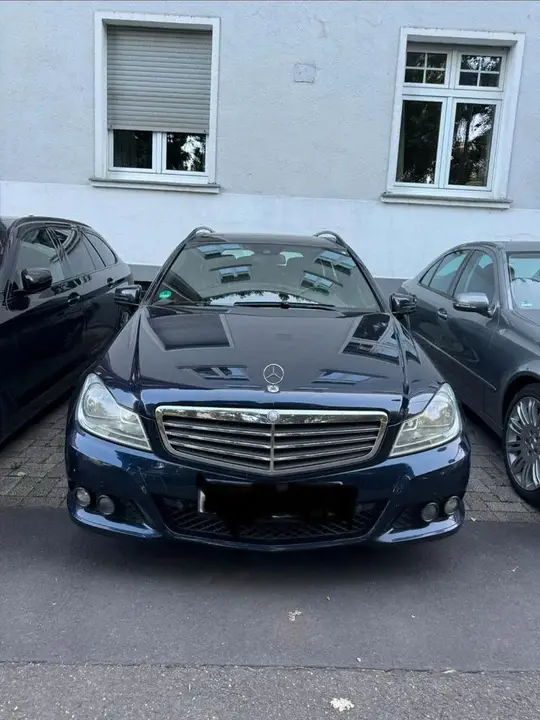 Mercedes-Benz C 220D