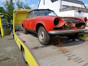 Fiat 124 Spider