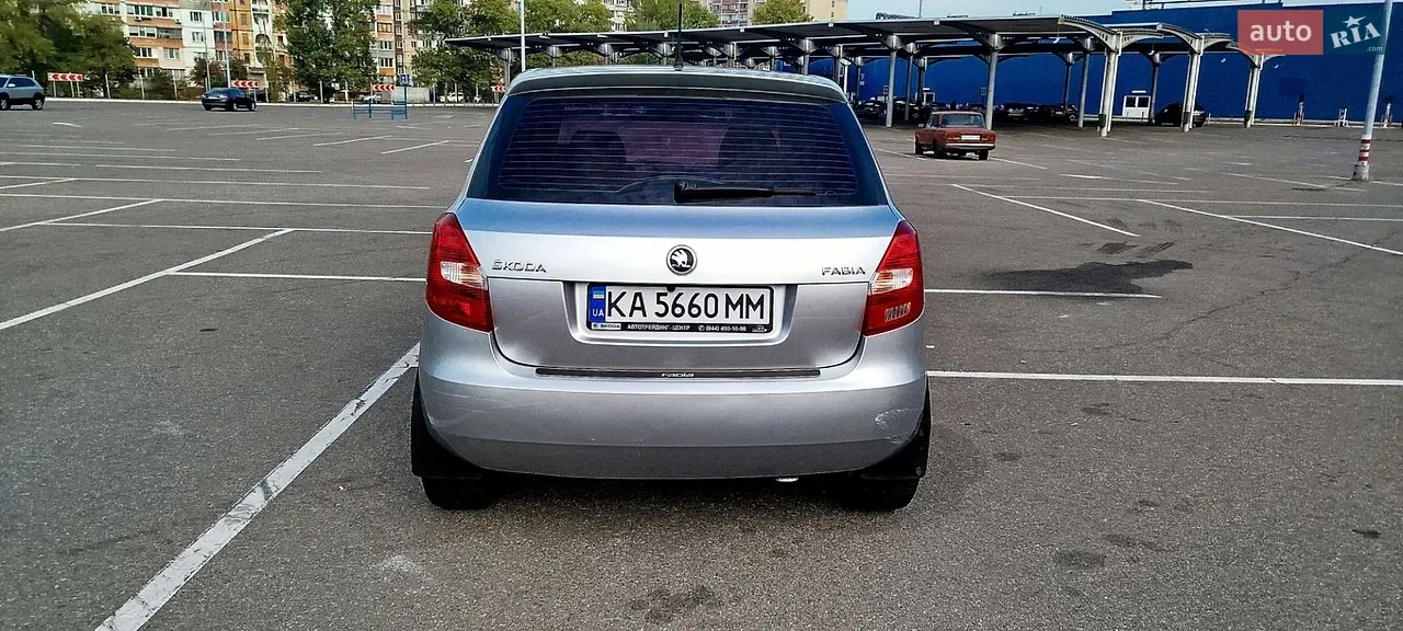 Skoda Fabia 2013 photo 5