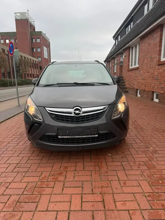 Opel Zafira Tourer