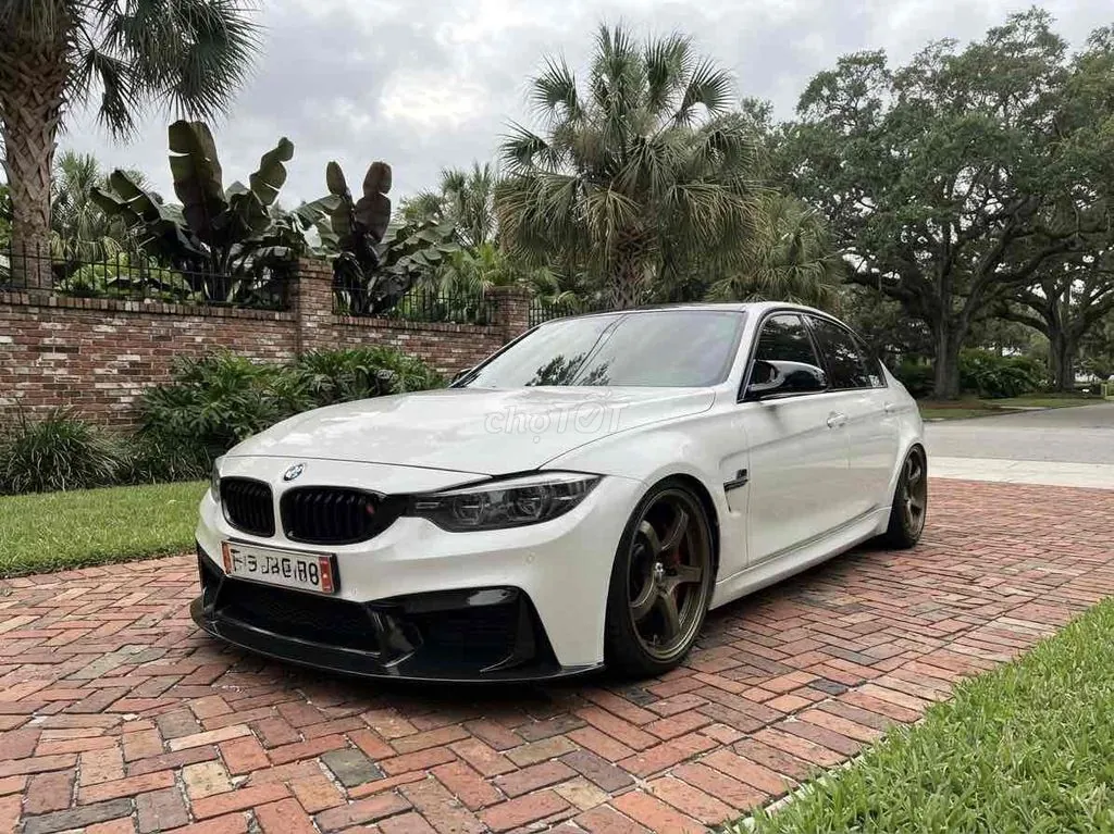 BMW 3 Series 2015 photo 2