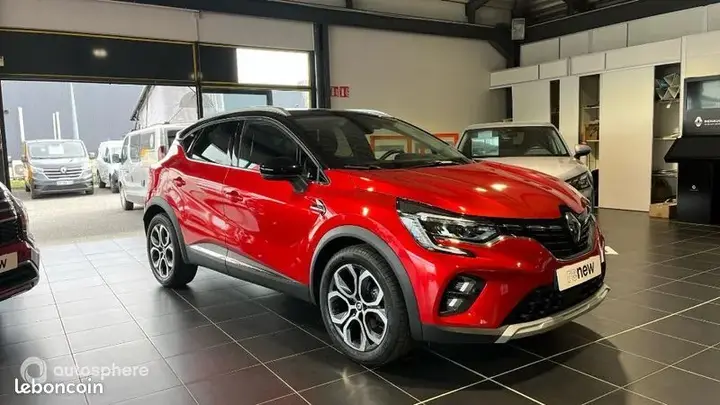 Renault Captur 2023 photo 3