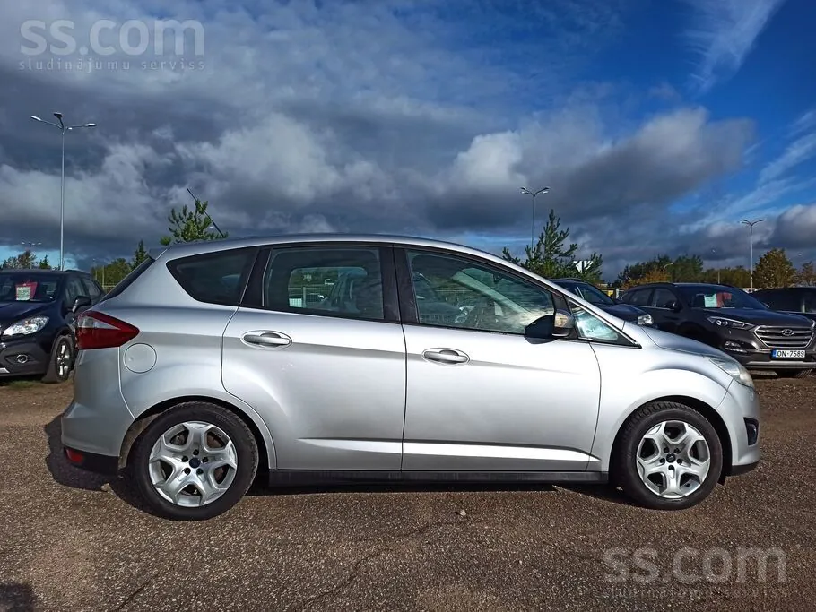 Ford C-Max 2011 photo 4
