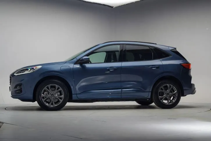 Ford Kuga 2021 photo 2