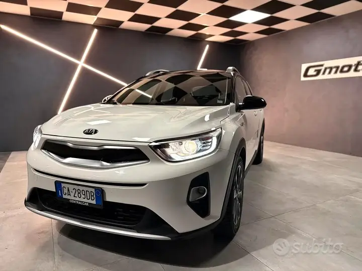 Kia Stonic 2020 photo 2