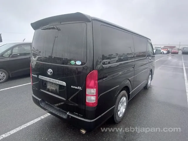 Toyota Regius Ace 2012 photo 4