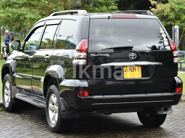 Toyota Land Cruiser Prado 2004 photo 5