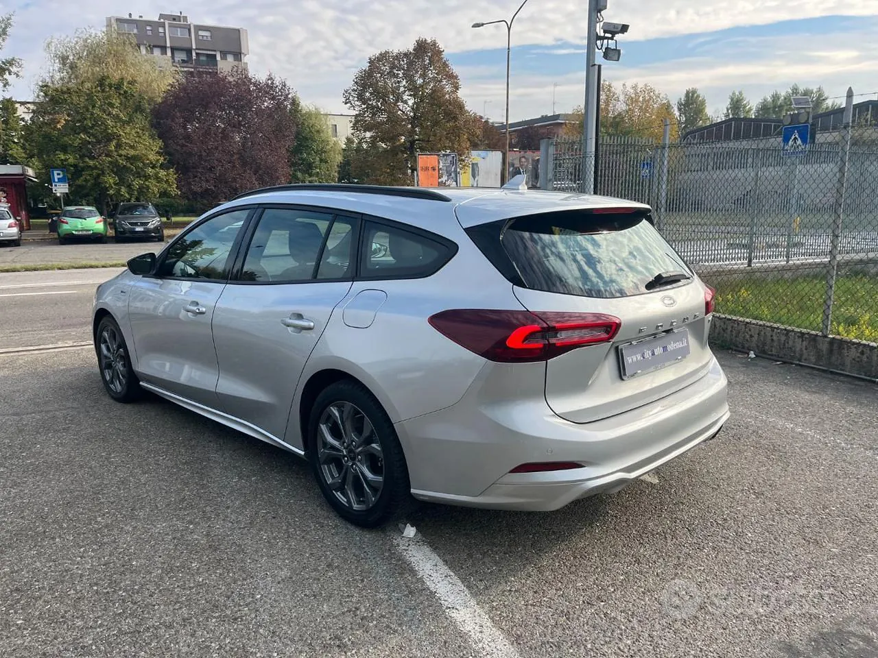 Ford Focus 2023 photo 4