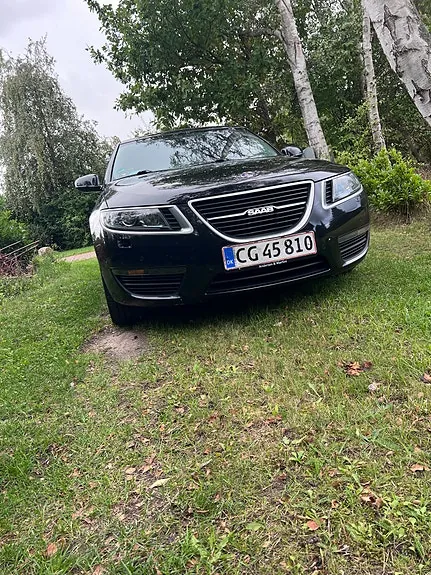 Saab 9-5 2010 photo 2