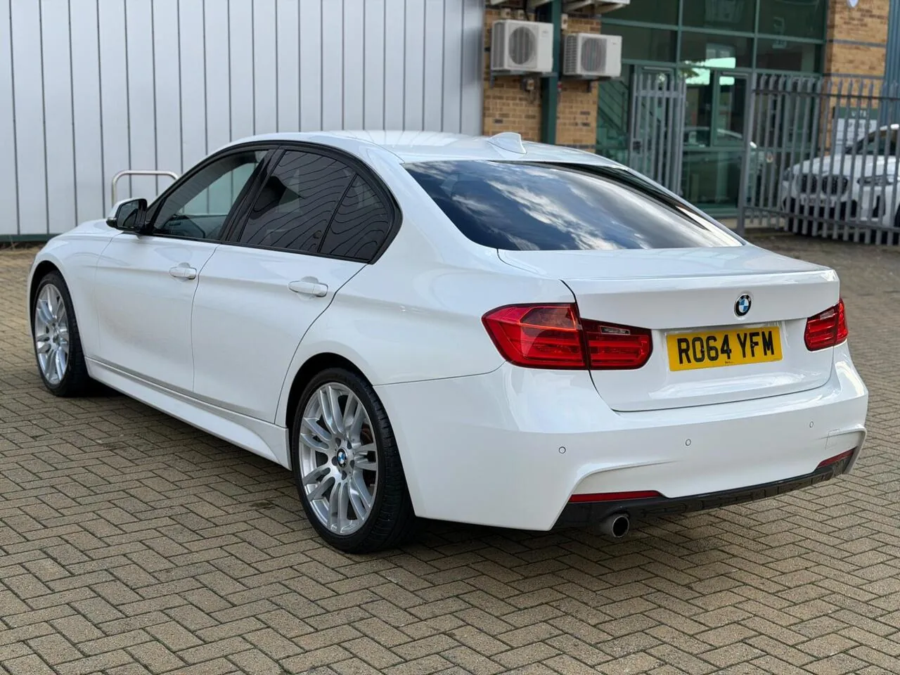 BMW 3 Series 2014 photo 4
