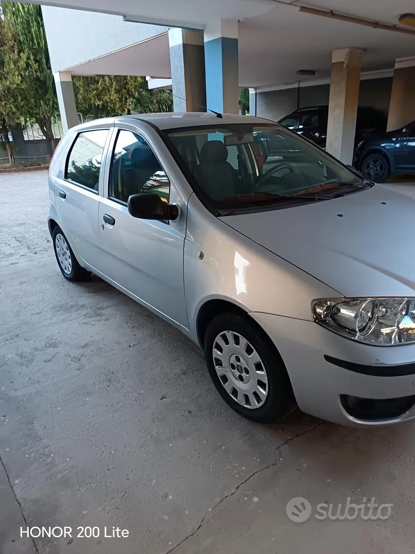 Fiat Punto 2010 photo 5