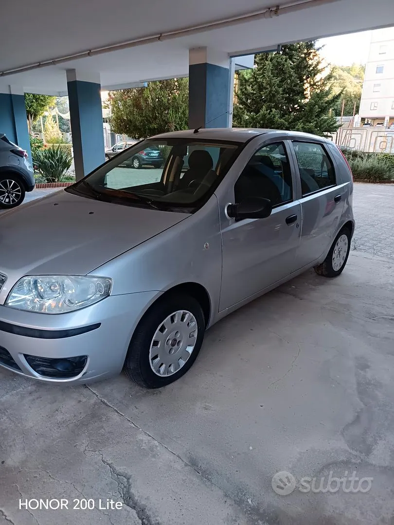 Fiat Punto 2010 photo 3
