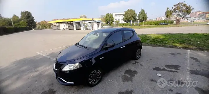Lancia Ypsilon 2017 photo 5