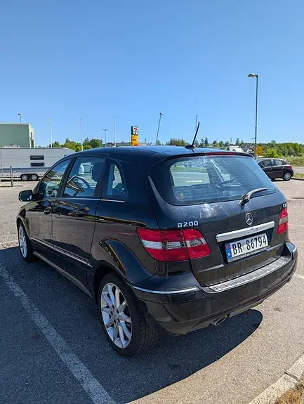 Mercedes-Benz B 200 2009 photo 4