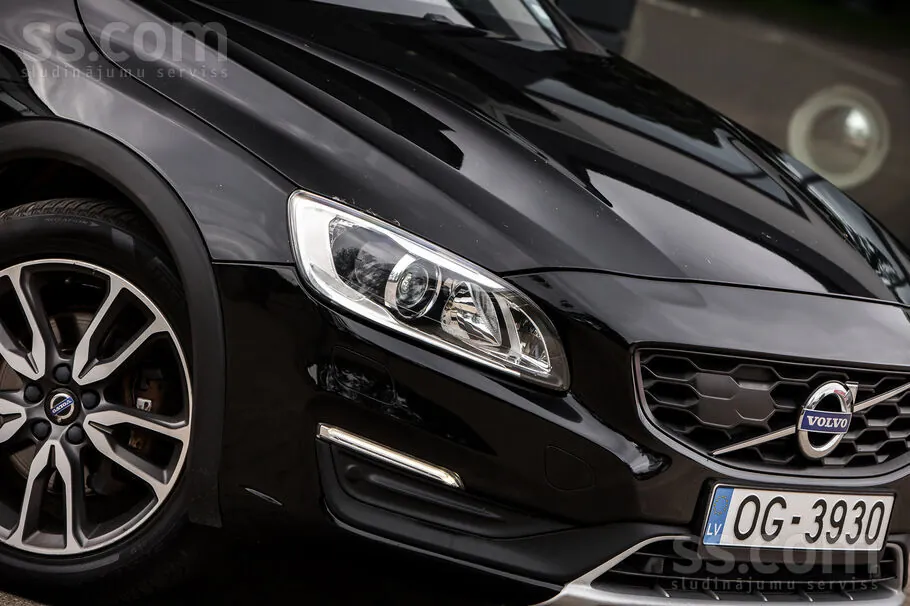 Volvo V60 2017 photo 5